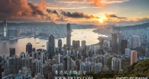 冰岛足球最近比分-冰岛足球，绿茵场上的维京战吼与近期比分风云